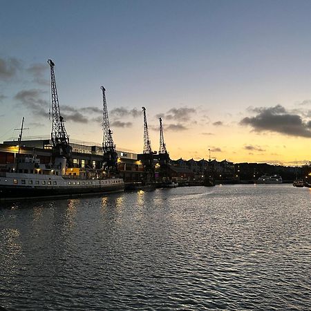 Comfortable City Centre Apartment For Contractors And Couples - City Centre Bristol Kültér fotó